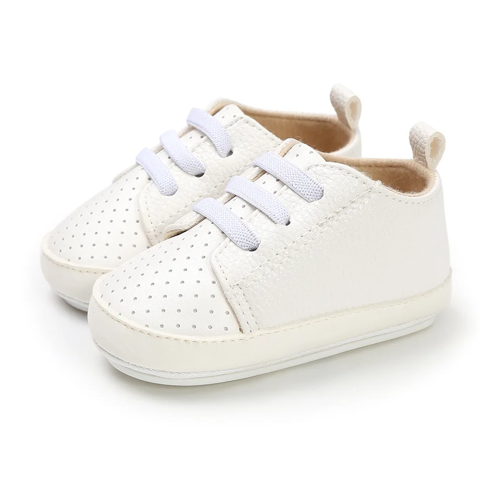 Sapatos de Bebê Infantil da Criança Sola de Borracha Couro do Plutônio Menino Recém-nascido Sapatilha Antiderrapante Respirável Primeiros Caminhantes Berço Mocassins Sapatos 11 High Quality Mamãe e Bebê