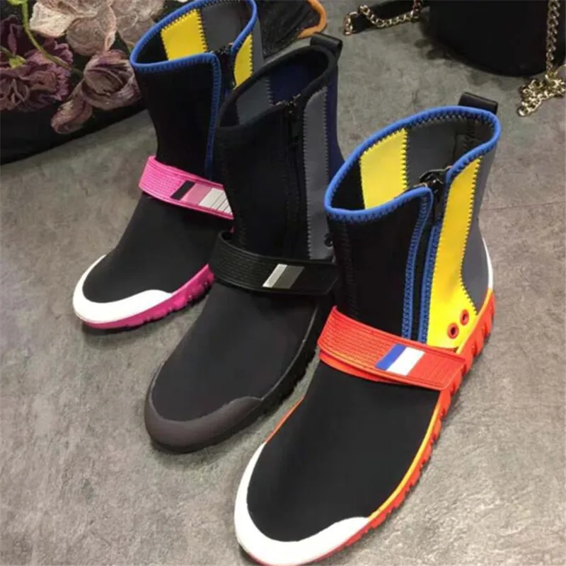 Разноцветные кроссовки; женские ботильоны из хлопчатобумажной ткани; Ботинки Челси без застежки с круглым носком; зимние теплые короткие ботинки для подиума; женская обувь