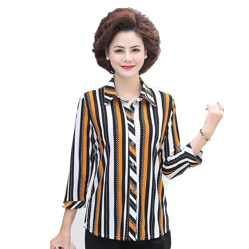 

Middle Age Women Striped Shirt Summer Female Loose Tops Large Size Mother Buttons Blusa Feminina Cardigan Blouses Shirts W2305