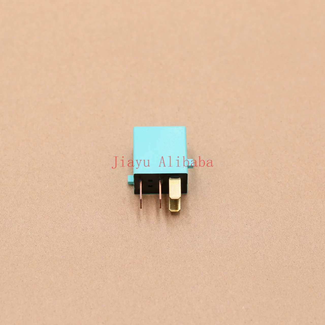 

Реле G8HN-H70 12 В постоянного тока