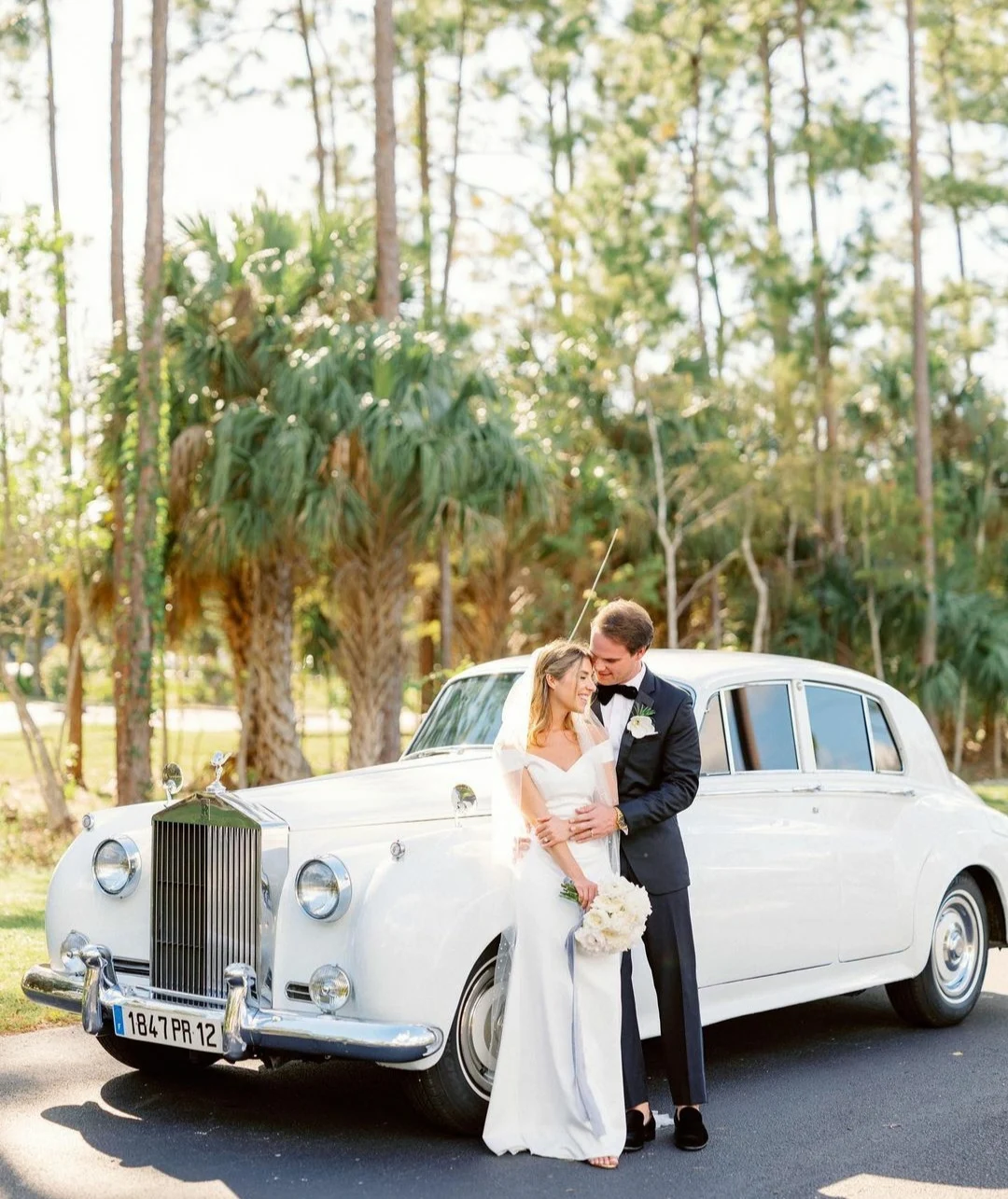 

Elegant Off Shoulder Long Mermaid Wedding Dresses Custom Corset Back Ivory Satin Brautkleid Robes de Soirée for Women