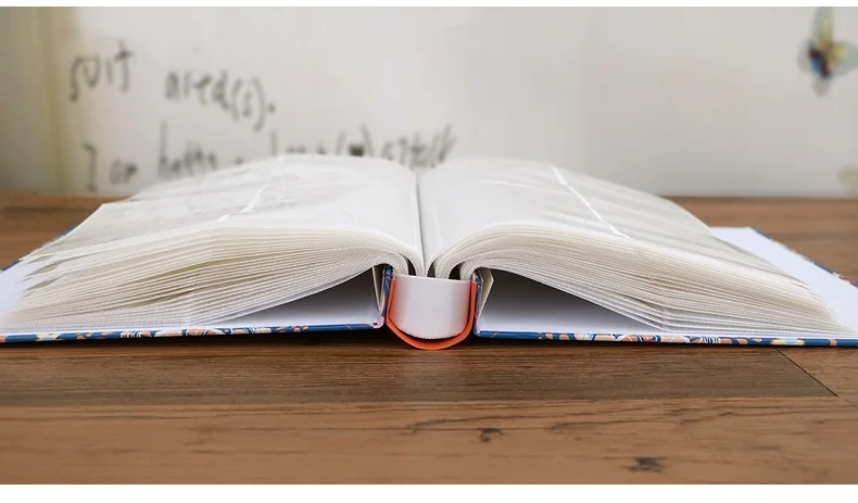 4404271624_763907063