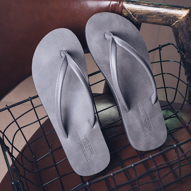 

2019 Summer New Men's Slippers Non-slip Personality Pinch Sandals and Slippers Outdoor Casual Beach Shoes Men's Flip-flops