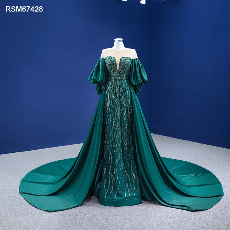 Elegant Emerald Green Dinner Gown Dress, Women's Fashion, Dresses & Sets,  Evening Dresses & Gowns on Carousell