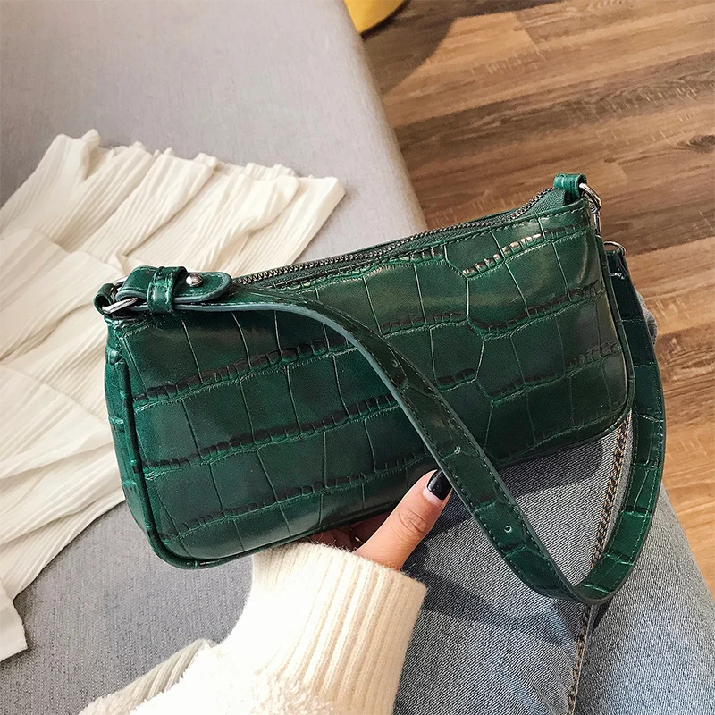 

2020 Designer Crocodile Pattern Baguette shape Bags For Women Casual Shoulder Bags ins Pu Leather Handbags Lady Handbags Purse