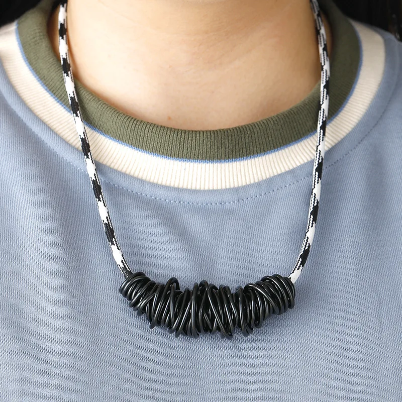 

Zhi jia Accessories Europe And America New Style Creative Cool Irregular Winding Nylon Rope Necklace Clothing Accessories