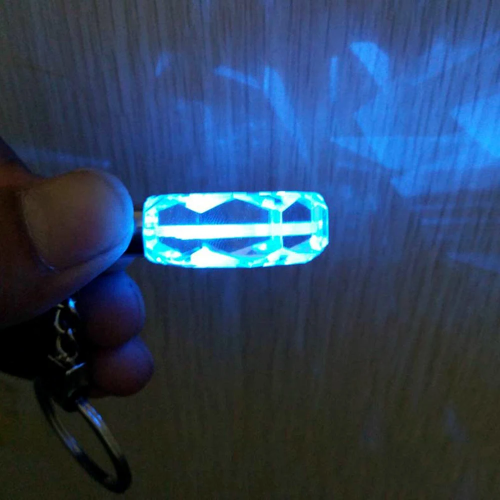 20 Model New Luminous Glow Key Chain Car Logo LED Cut Glass Keychains Party Supplie Car Logo Key Ring Keyrings