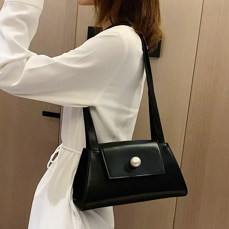 

Fashion Trapezoid Handbags Solid Pu Shoulder Bags Women Hand Bag Solid Color Purses Ladies High Quality Casual Underarm Bags