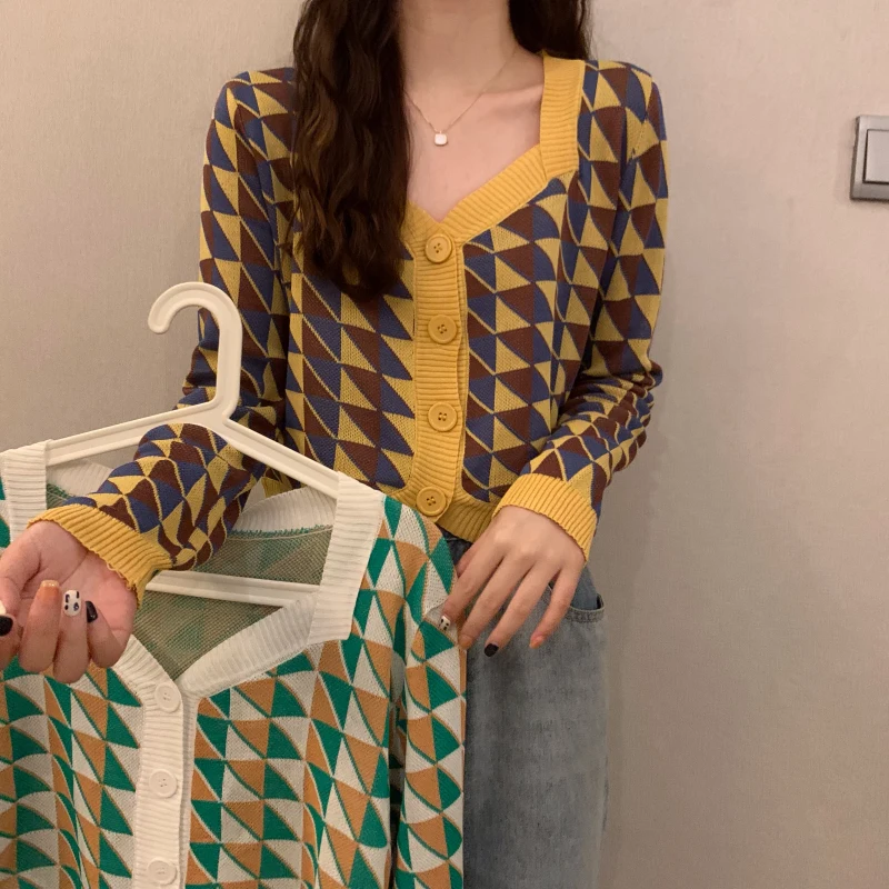 

2021 new spring and autumn small all-match long-sleeved sweater jacket short jacket diamond knit cardigan women