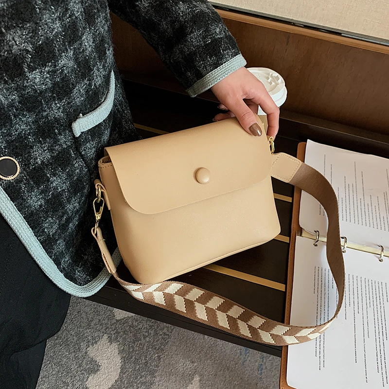 

Luxury Quality PU Leather Shoulde Bag New Fashion Trendy Crossbody Bags for Women 2020 Solid Travel Purses and Handbags Female