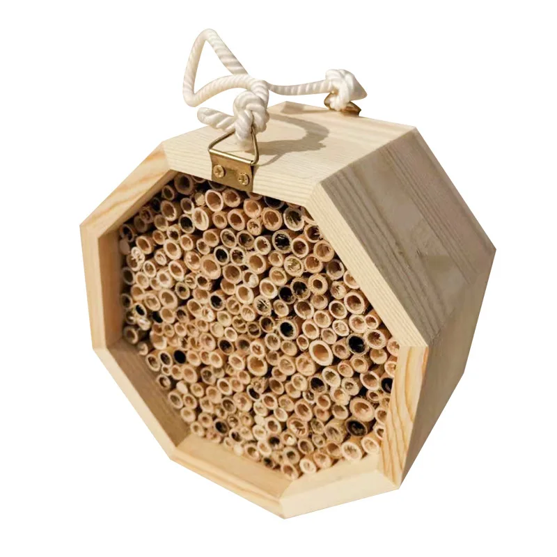 Handmade Natural Bamboo Bee Hive Mason House Attracts Peaceful Pollinators for the Garden | Дом и - Цена: 
