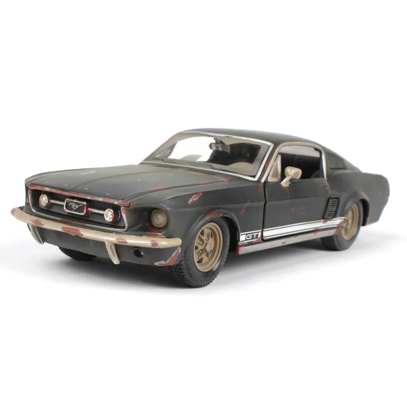  2019 1 to 24 car model the old version of the Ford Mustang GT alloy car model simulation car decora