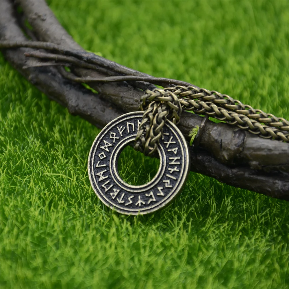 10Pcs Viking Icelandic Norse Runes Jewelry Amulet Pendants Necklaces Elder Futhark Rune Talisman