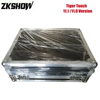 

Stage Lighting Console 12 DMX512 Output Tiger Touch Controller Ｗith Flightcase I7 CPU V11.1//11.0/10.1