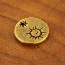 1 шт. медные DIY маленькие аксессуары веревка солнце кулон улыбающееся лицо винтажные латунные Мини Бусы на веревочке