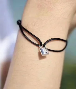 

BigHit Entertainment Bracelet Small Lock Delicate Bracelet Hand Strap Titanium Steel Lock Bracelet