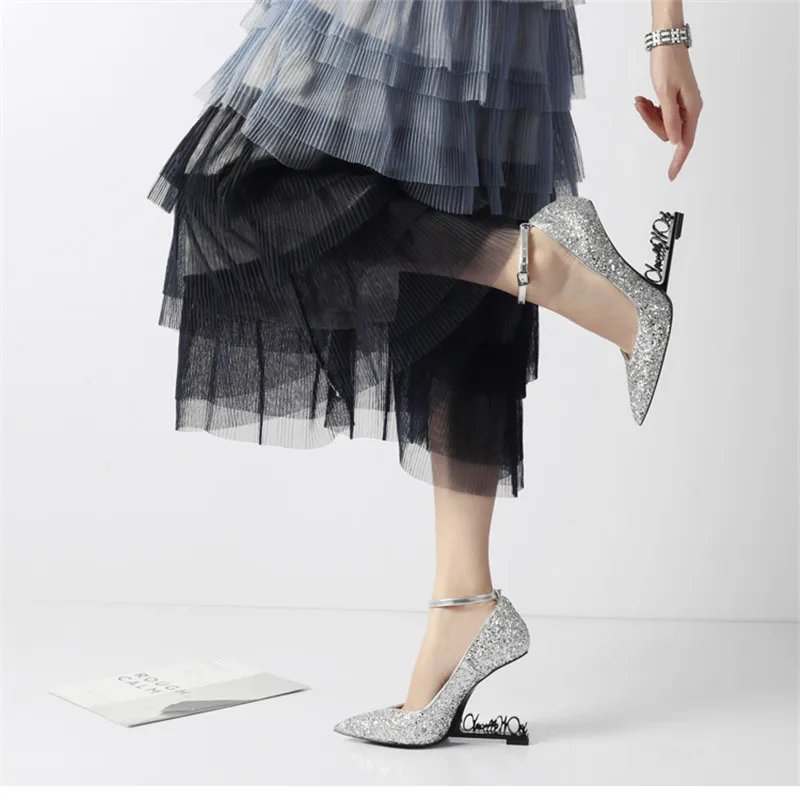 Ystergal/женские туфли-лодочки на каблуке с металлическими буквами; лакированные туфли Mary Jane на высоком каблуке 10 см; черные свадебные модельные туфли; женские туфли на шпильке