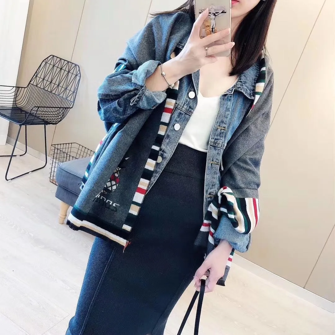 

Korean version of the new women's scarf for winter in 2019,Double-sided pineapple dense striped imitation cashmere warm shawl