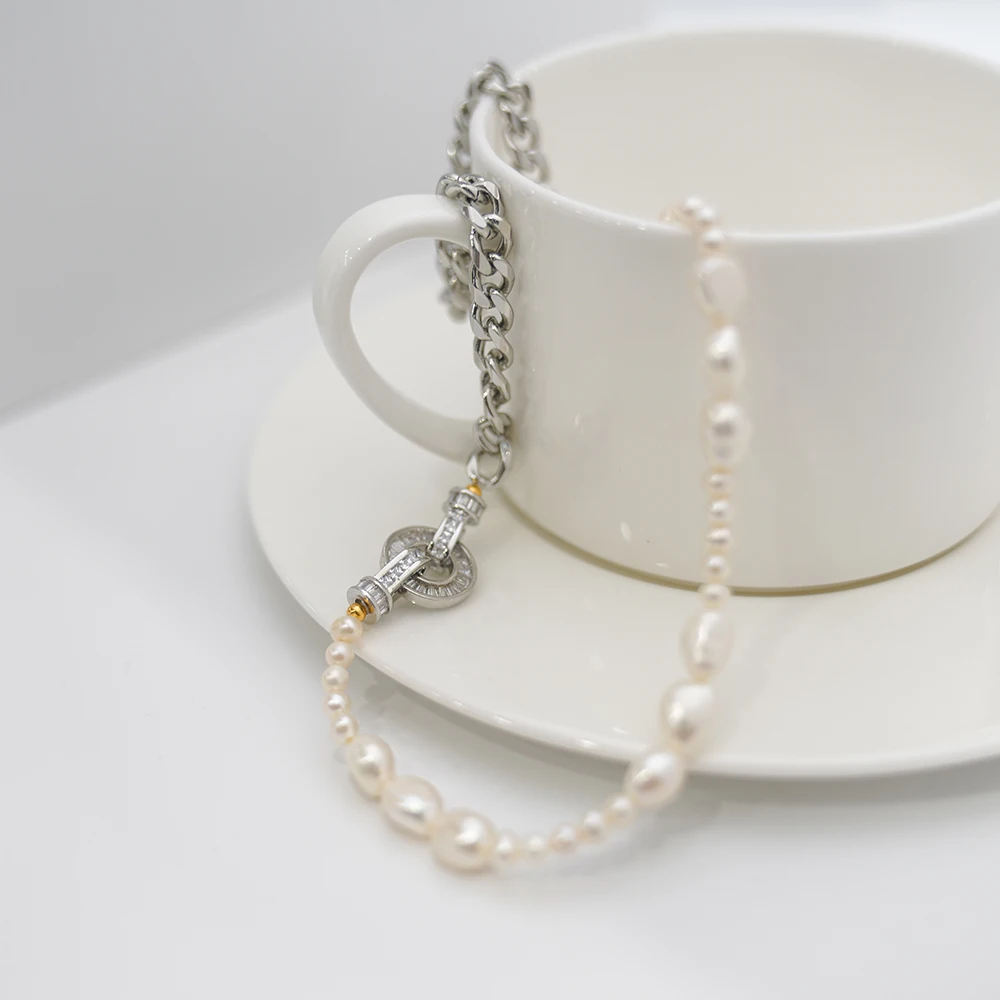 Amorita boutique fashion Natural pearl chain stitching design metal necklace