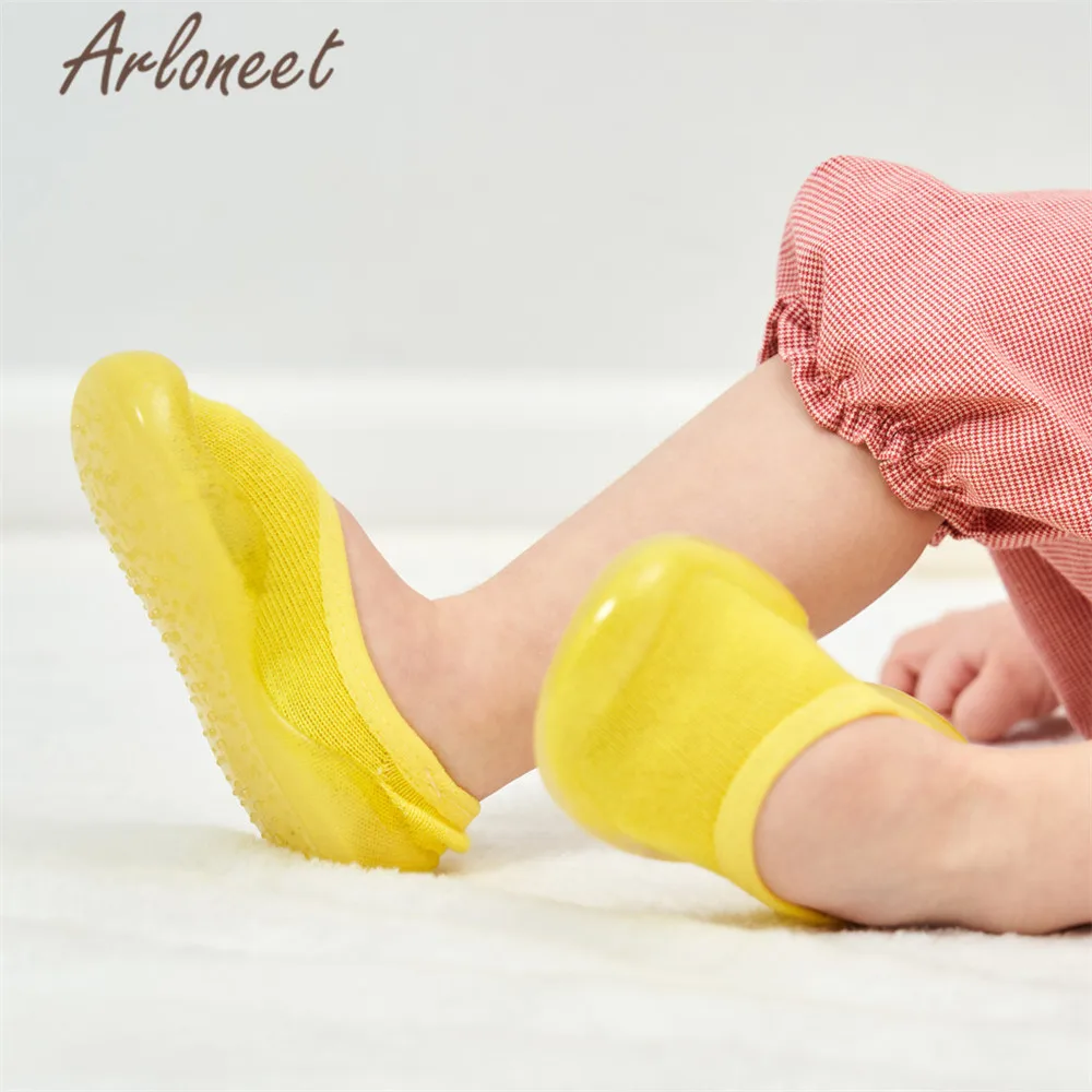 ARLONEET обувь для новорожденных девочек, малышей, начинающих ходить, Резиновые Нескользящие сникерсы на мягкой подошве, хлопковые носки-тапочки для маленьких мальчиков