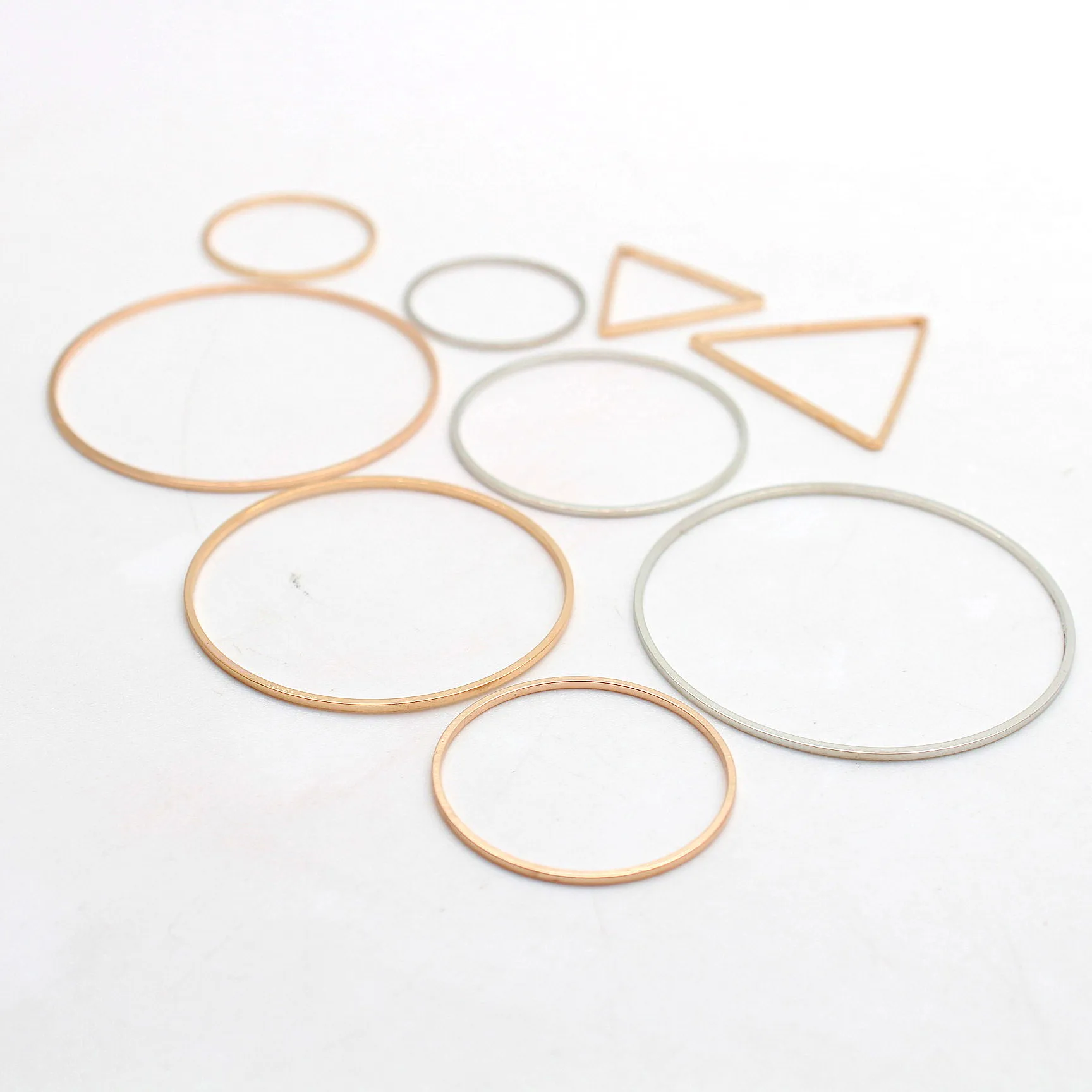 

20Pcs/Lot KC Gold Rings For DIY Earrings Making Round Circle Earring Pendant Jewelry Accessories Findings 20mm 25mm 35mm 40mm