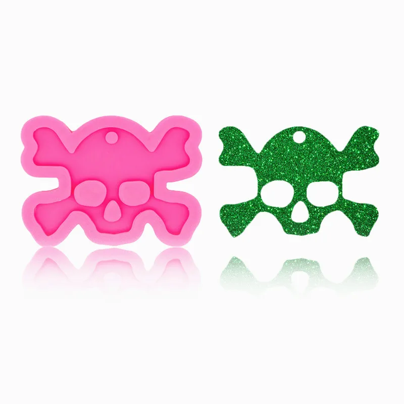 

HMZCN 1PCS Bright Skull Mold Glossy Keychain Mold UV Resin Liquid Silicone Mould Craft For DIY Necklace Charms Making Jewelry