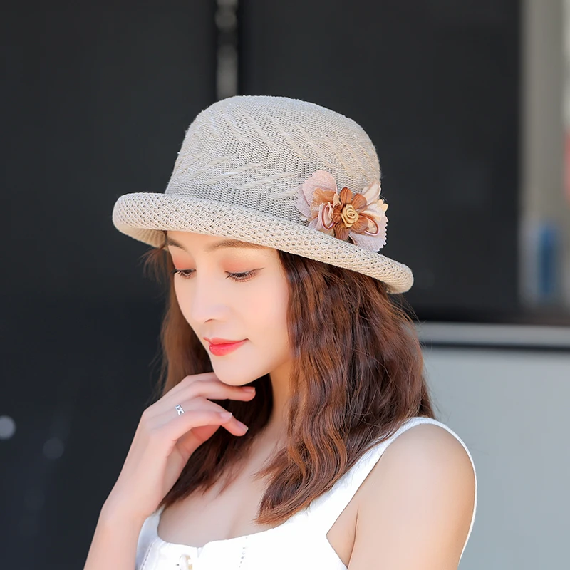 2025 New Summer Sun Hats Women Fashion Female Girl Flower Beach Hat Casual Straw Flat Dome Crimping Basin Cap Bone Feminino