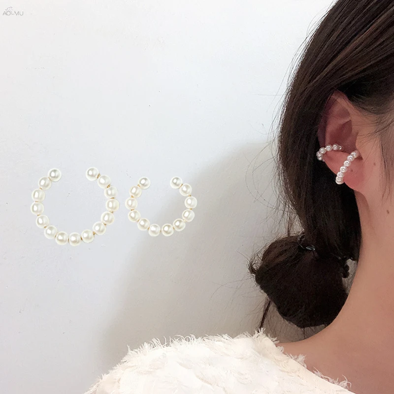 

AOMU 2019 Trendy Imitation Pearl Earrings For Women Ear Cuff Brincos Geometric Hollow Round Stud Earring Wedding Party Jewelry