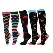 Носки для занятий Кроссфитом для мужчин и женщин, рождественские Компрессионные носки, дышащие впитывающие влагу забавные спортивные носки для бега, футбола, велоспорта