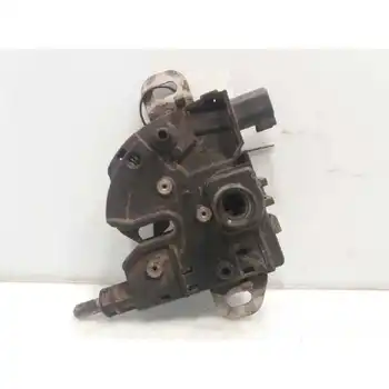 

8670560 lock Capot Ford Focus Hatchback (CHAP) 1.8 Sport