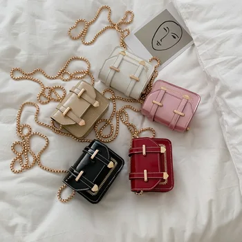 

New mini bag female 2020 new French girl public temperament messenger bag ins country small chain bag wholesale