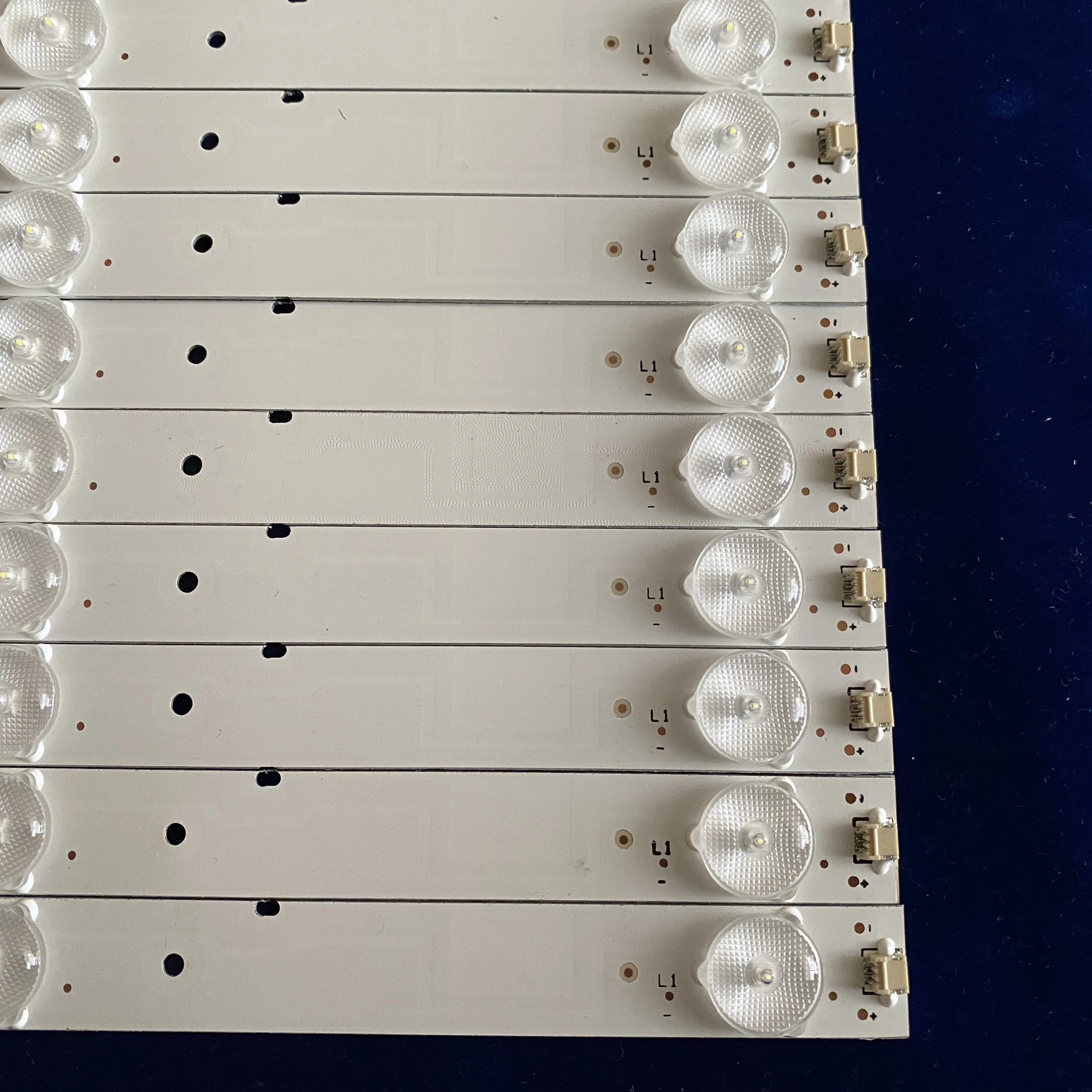 Для Hisense LED50K20JD светодиодный свет SVH500A22 REV05_6LED 131113 Новый и оригинальный 100% 56