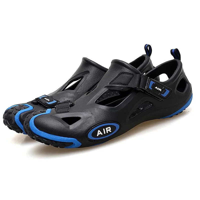 Summer Men's Sandals Unisex Outdoor Water Shoes Non-slip Men's Beach Sandals Breathable Hollow Hole Shoes Sneakers Men Slippers