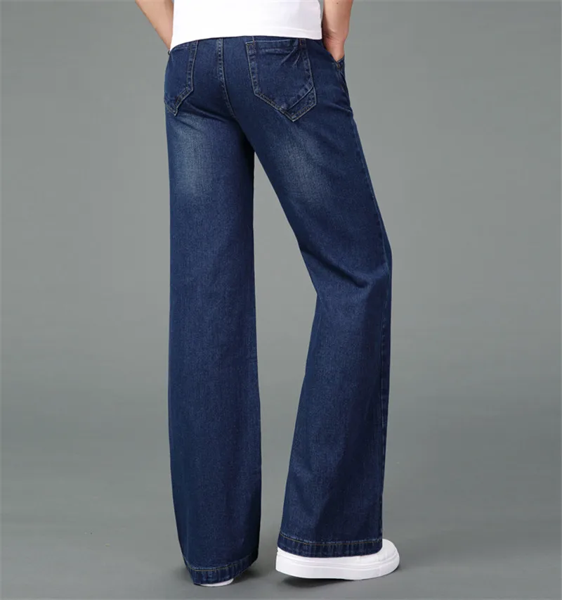 solto, cintura alta, designer masculino, jeans clássico