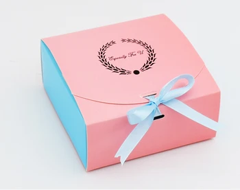 

30Pcs Merry Christmas Candy Gift Boxes&Wedding Cake Present Guests Packaging Boxes Gift Christmas Party Favors Box Carton Pink