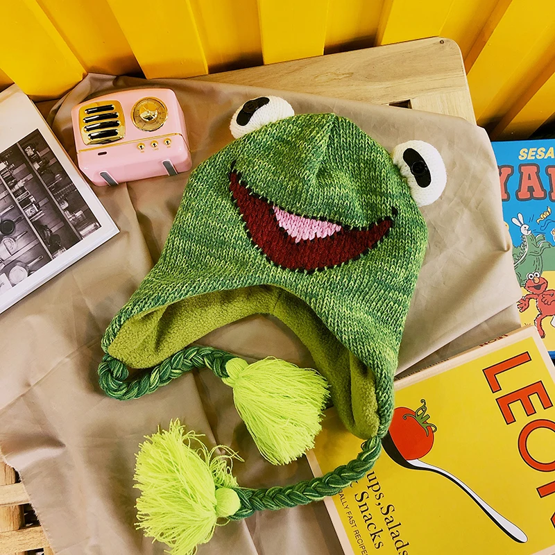 The frog Мультяшная шляпа лягушки, теплые наушники, вязаная шапка, женские шапки для студентов, детская хлопковая шапка, теплые зимние шапки, рождественский подарок - Цвет: The frog