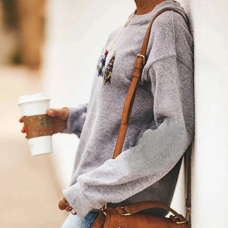 Tanie Hallmark świąteczne filmy oglądanie bluzy kobiety odzież festiwalowa drukowane dresy wesołych świąteczne bluzy Plus rozmiar