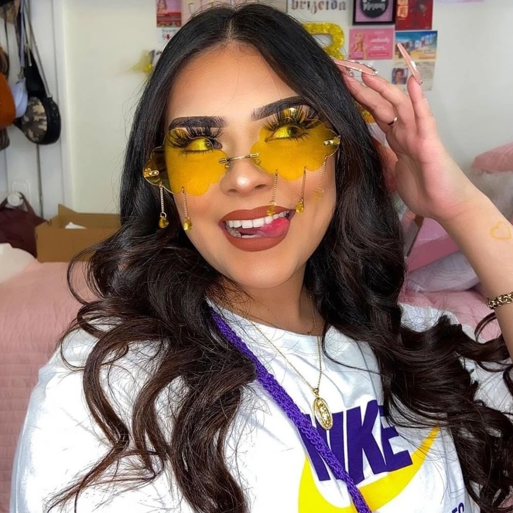 

QPeClou 2020 New Funny Cloud Tassel Masquerade Party Glasses Women Fashion Raining Sunglasses Female Exaggerative Show Shades