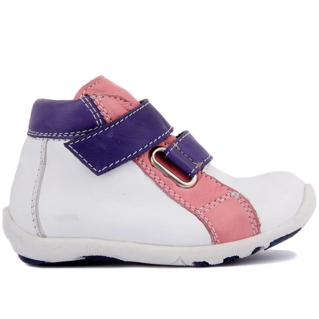 

Sail-Lakers White Leather Baby Shoe