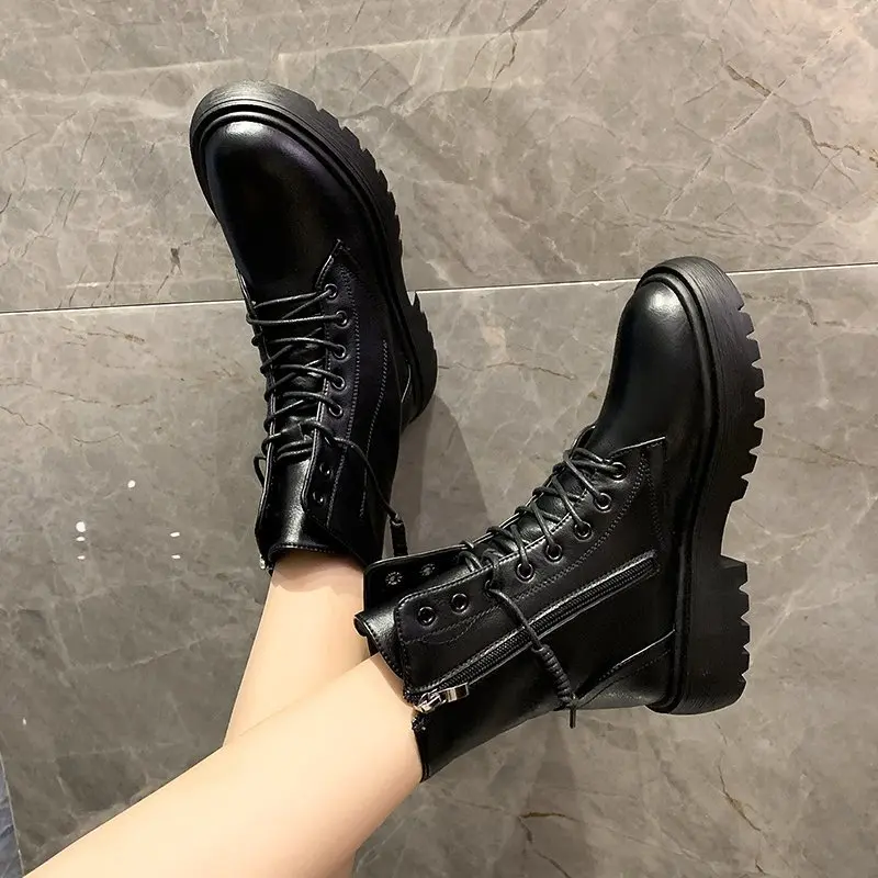 

2020 autumn New Pu Leather Ankle Boots Women Round Toe Pattern Platform Buckle Motorcycle Boots Black Flat Boots Elastic Shoes