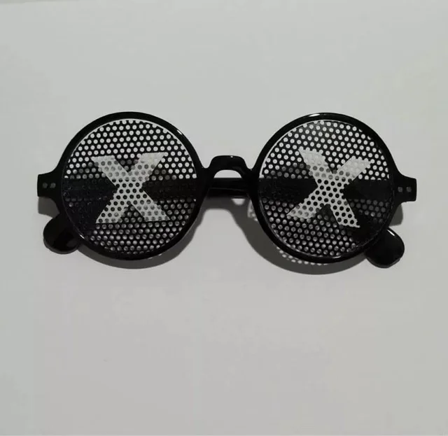 Крутые очки-мозаика черные пластиковые солнцезащитные очки розыгрыши игрушки унисекс - Цвет: 1pcs