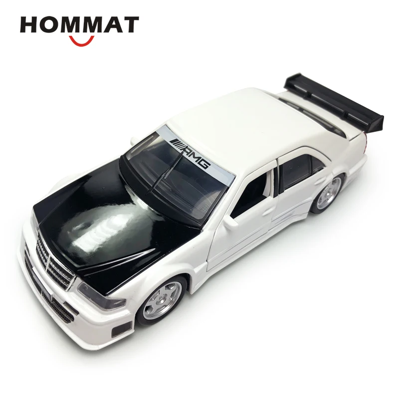 HOMMAT 1:32 Mercedes c-класс AMG черная модель автомобиля литая Игрушечная модель автомобиля подарок детские игрушки для детей открывающиеся двери для мальчиков - Цвет: White