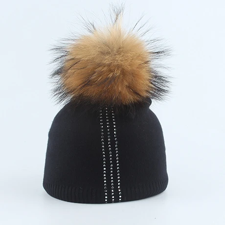 Милая зимняя теплая вязаная шапка для маленьких мальчиков и девочек, шерстяная Круглая Шапочка со стразами, шапка с помпоном из натурального меха - Цвет: Черный