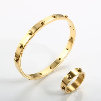 

Luxury Fashion Jewelry Set Round Rivets Women Bangle Bracelet Charm Finger Gold Rings For Men Women Jewelry Set Gift