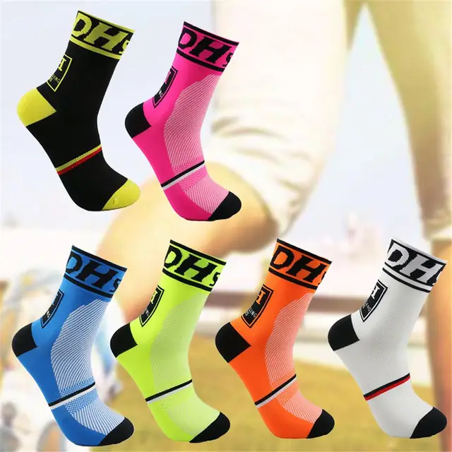 US $2.21 High Quality Professional Cycling Sports Socks Protect Feet Breathable Running Sock For Men Women C