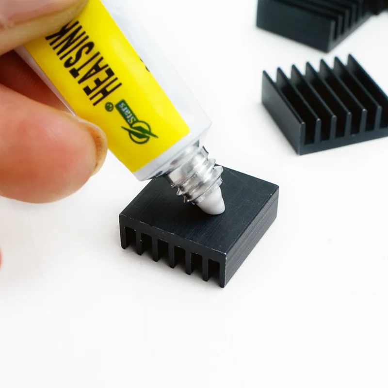 

Thermal Conductive Heatsink Plaster Viscous Adhesive Compound Glue For PC GPU IC Thermal conductive glue