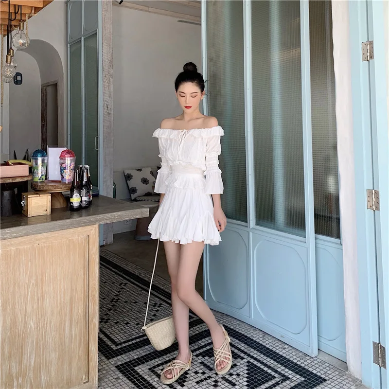 

Figure Photo 2019 Korean-style New Style Lace off-Shoulder Bell Sleeve Tops Waist Hugging Puffy Big Hemline Short Skirt Set