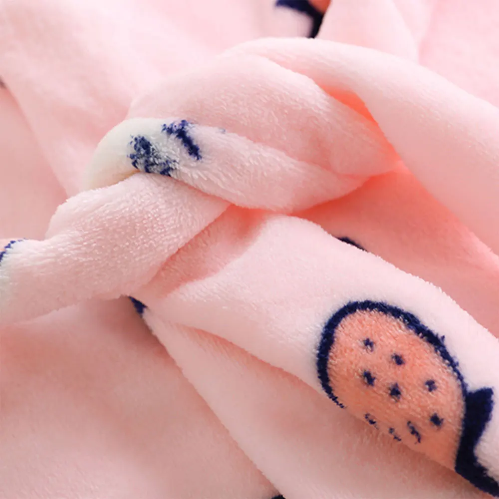 Осенне-зимняя флисовая плюшевая детская одежда фланелевый детский банный халат с длинными рукавами и капюшоном для мальчиков и девочек детские пижамы