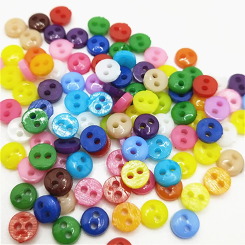 100pcs/Lot Colorful 2 Holes Resin Mini Button Heart Shaped Buttons