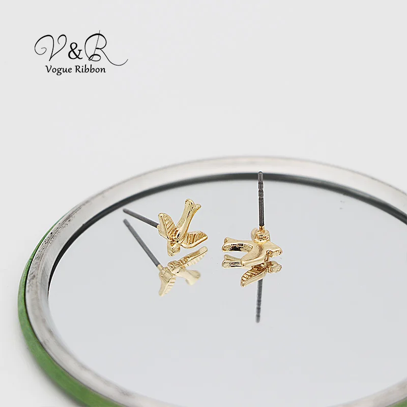 Imitation gold plated stud earring, swallow shape, basic metal style , 2019 minimalist simple fashion earring studs jewelry accessories  (4)